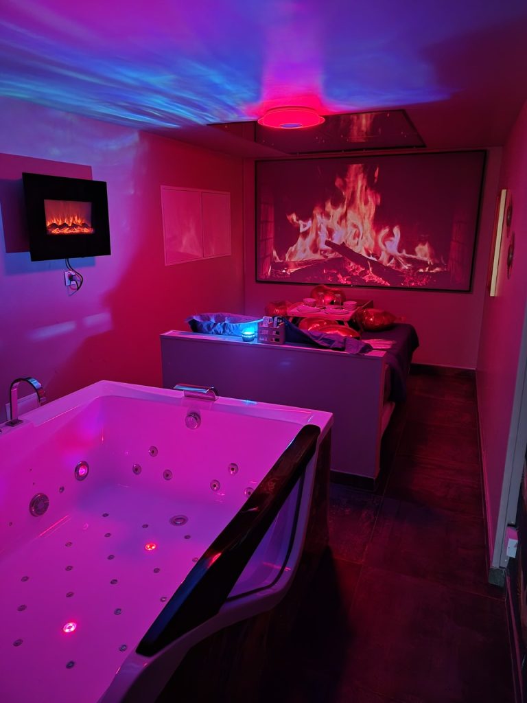 Love Room à Montigny-le-Bretonneux