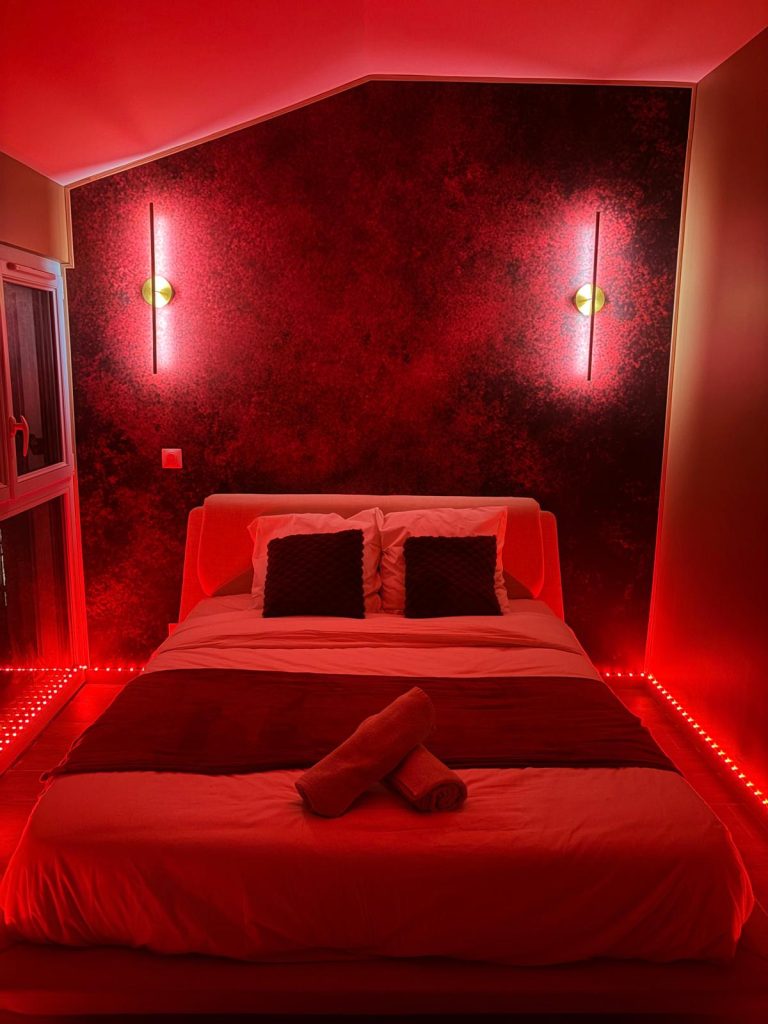 Love Room à Montigny-le-Bretonneux